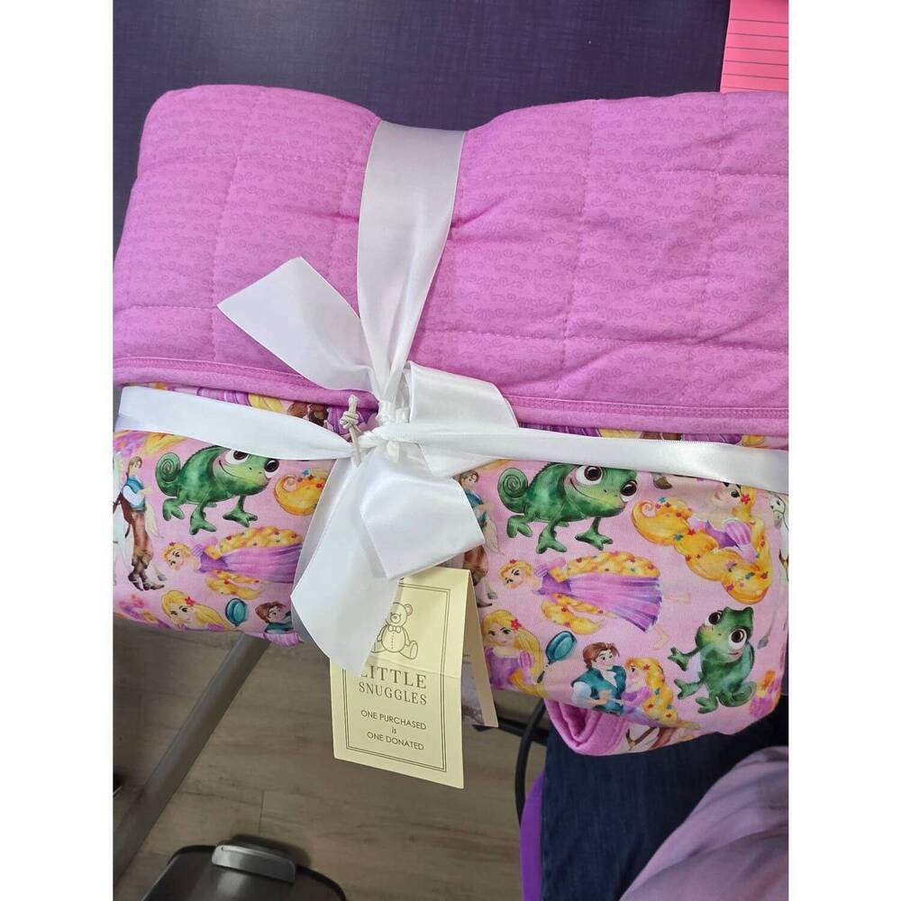 NEW CHARLIES PROJECT kid's quilted bamboo blanket in tangled